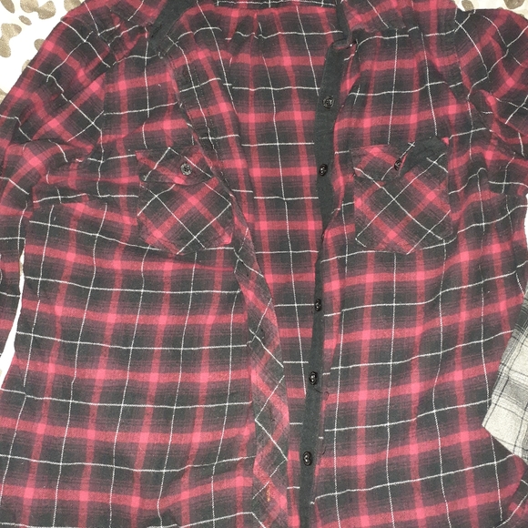 2 large plaid button up shirts💞 - Picture 2 of 5